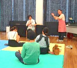 中央館「えほんのへや」の様子
