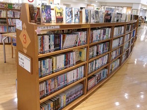 よみものの棚の写真